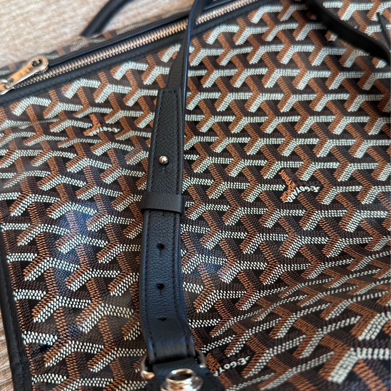 GOYARD 高德雅 Saint Leger 帆布經典翻蓋後背包-16