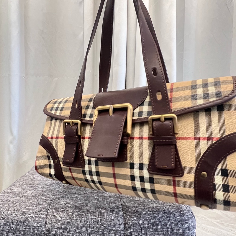 Burberry 經典法棍包-6