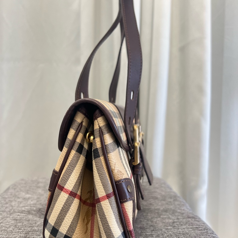 Burberry 經典法棍包-8