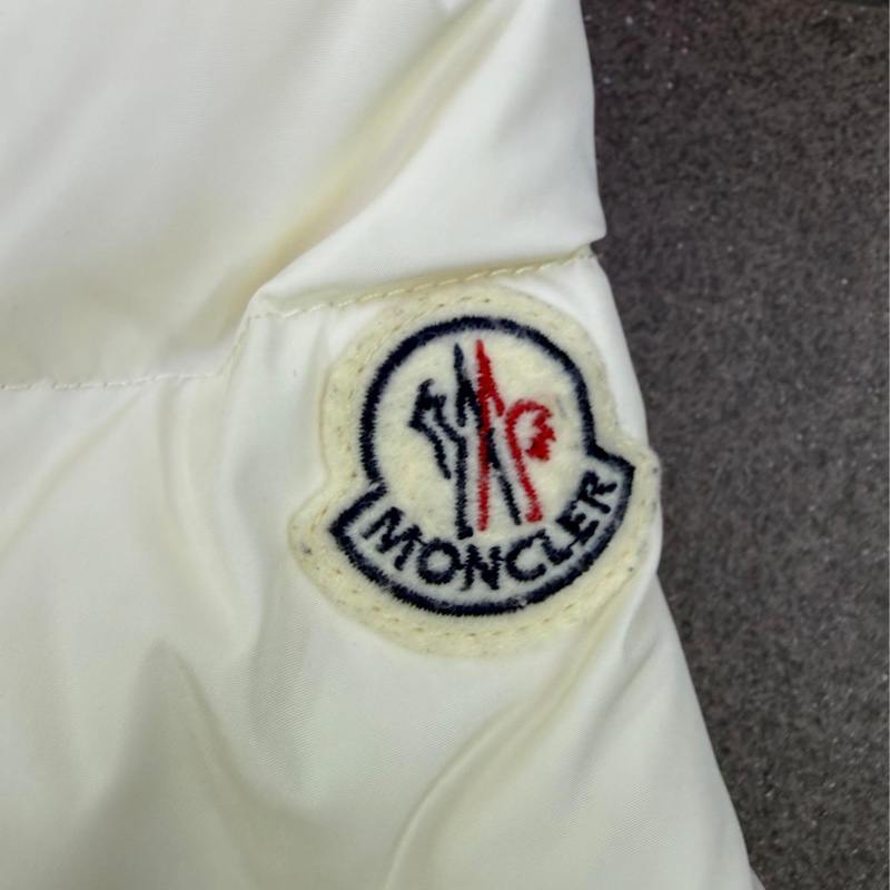 Moncler 女童羽絨-7