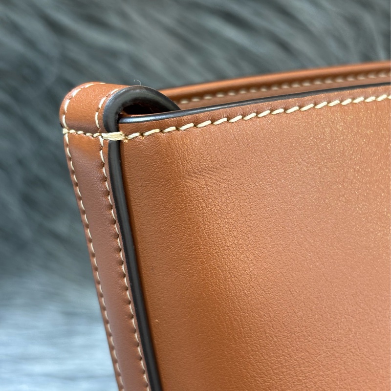 CELINE CUIR TRIOMPHE 113783 凱旋門 摩卡色 牛皮 CUIR TRIOMPHE小號水桶包 肩背包 斜背包 兩用包-5
