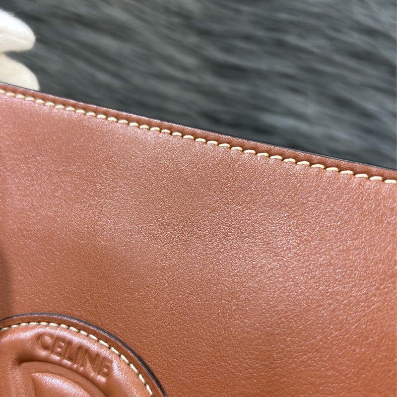 CELINE CUIR TRIOMPHE 113783 凱旋門 摩卡色 牛皮 CUIR TRIOMPHE小號水桶包 肩背包 斜背包 兩用包-7