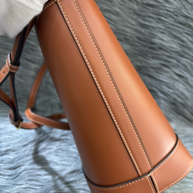CELINE CUIR TRIOMPHE 113783 凱旋門 摩卡色 牛皮 CUIR TRIOMPHE小號水桶包 肩背包 斜背包 兩用包-14