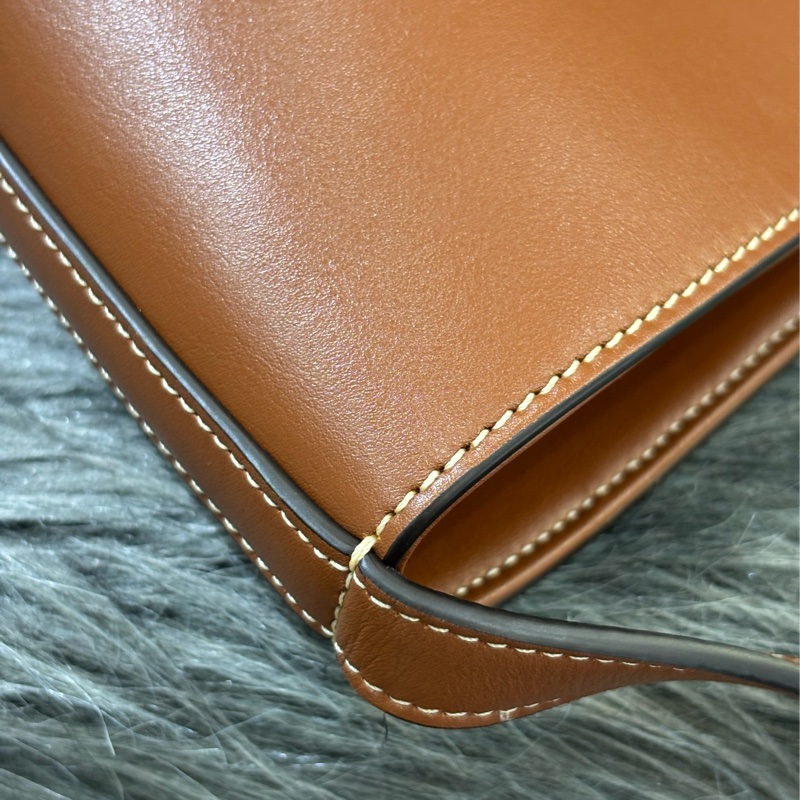 CELINE CUIR TRIOMPHE 113783 凱旋門 摩卡色 牛皮 CUIR TRIOMPHE小號水桶包 肩背包 斜背包 兩用包-23