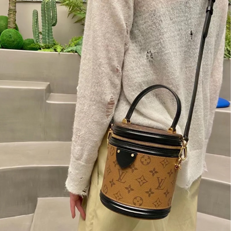 🈶購證 #99新閒置 #全網最低 Lv Cannes老花發財桶 芯片款-3
