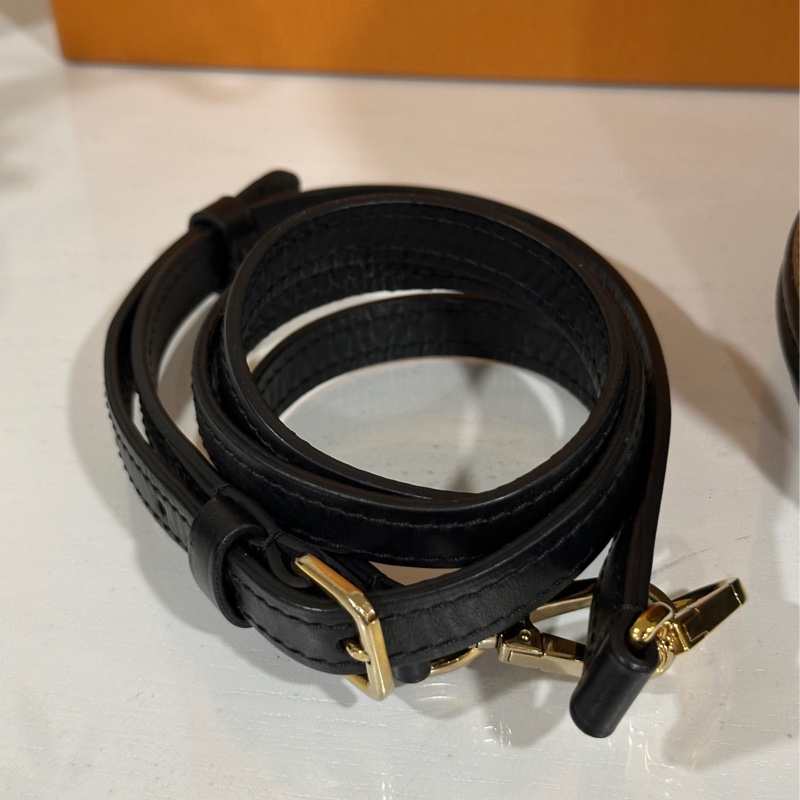 🈶購證 #99新閒置 #全網最低 Lv Cannes老花發財桶 芯片款-30