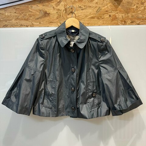 【美收精品】BURBERRY 灰色短版風衣 4-112【隔月月中將轉賣至日本 上架期限30天】