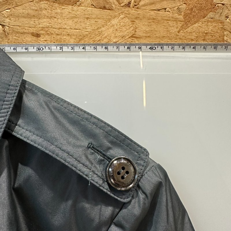 【美收精品】BURBERRY 灰色短版風衣 4-112【隔月月中將轉賣至日本 上架期限30天】-9
