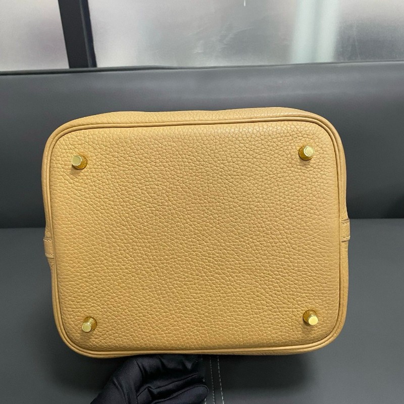 Hermes picotin 22
餅乾色金扣-6