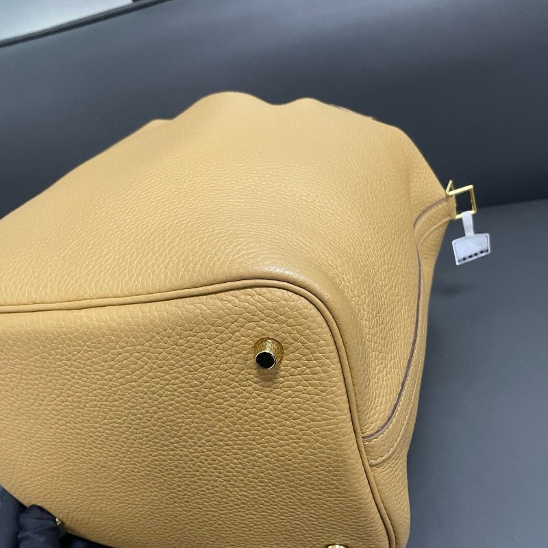 Hermes picotin 22
餅乾色金扣-8