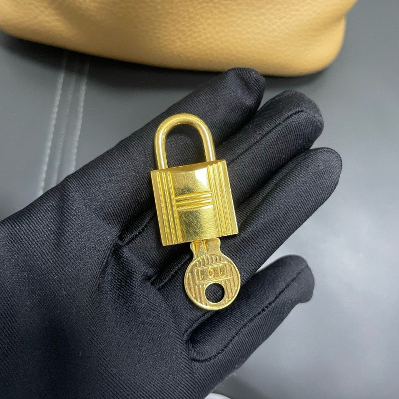 Hermes picotin 22
餅乾色金扣-18