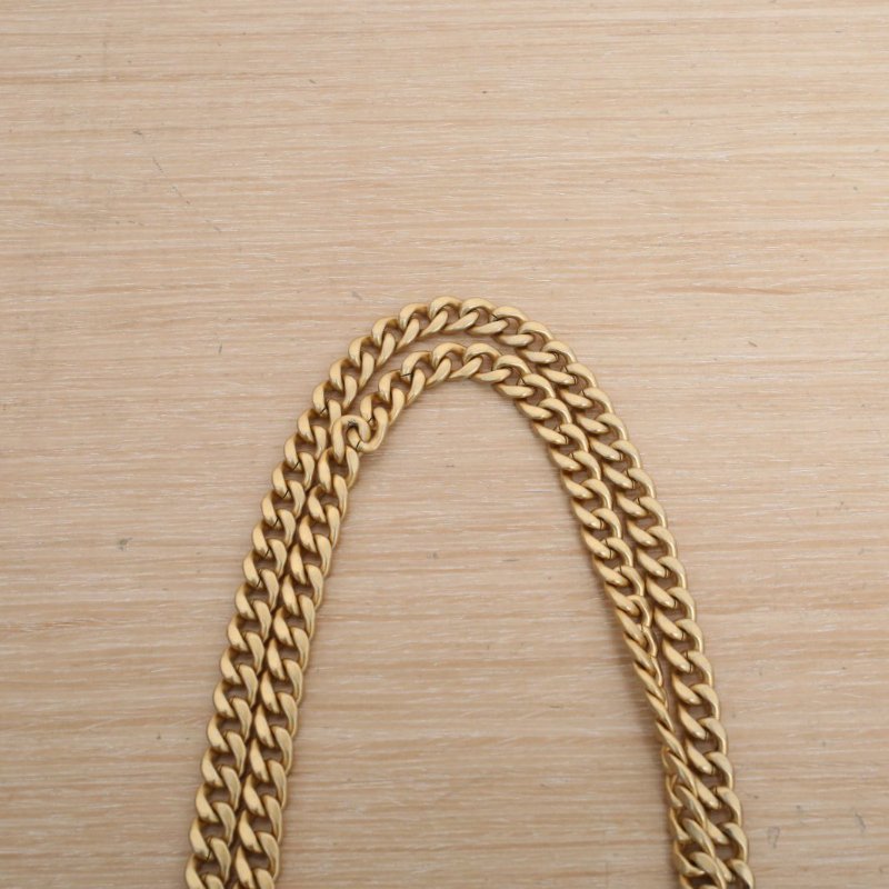 CHANEL 22P雙C琺瑯扣WOC15.5黑色羊皮31開琺瑯扣肩背包-4