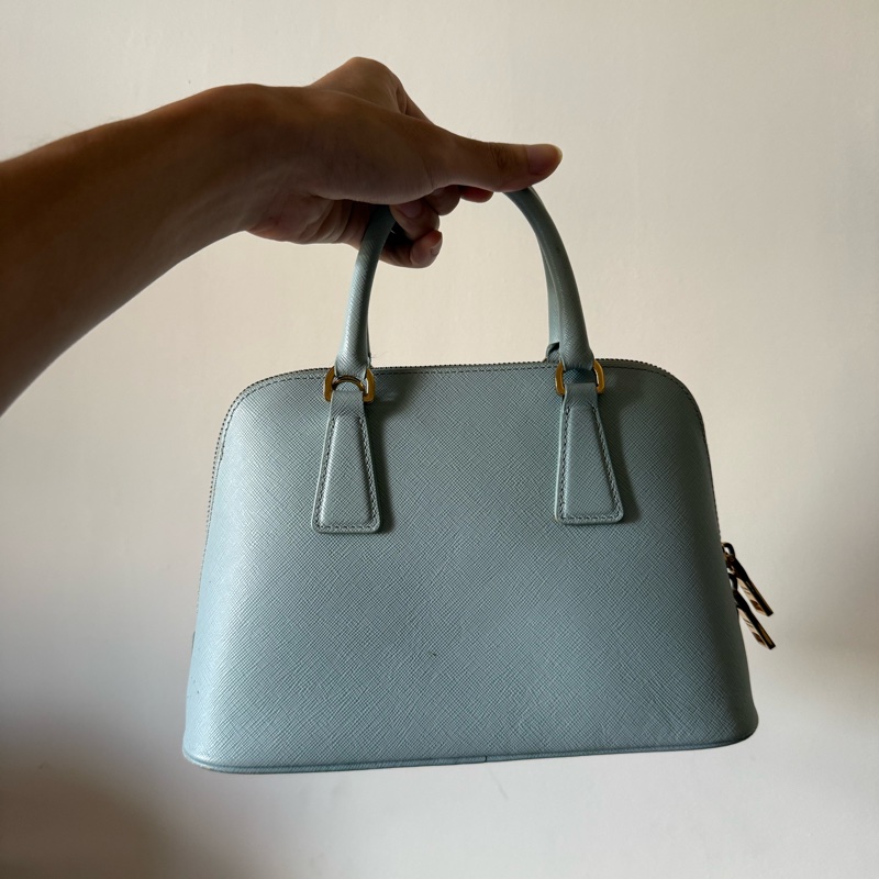 PRADA Saffiano Lux 淺藍色精品包-17