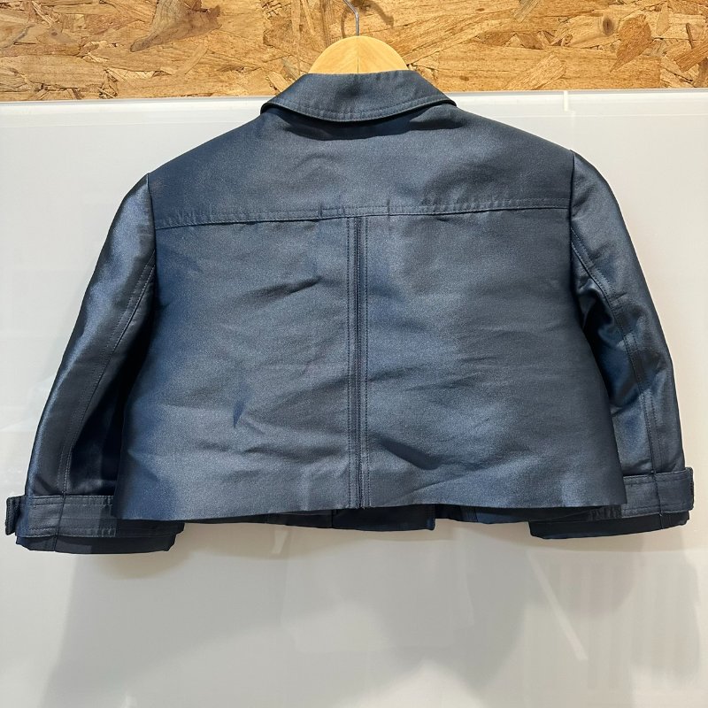 【美收精品】BURBERRY 藍色緞面短板外套 4-101【隔月月中將轉賣至日本 上架期限30天】-1