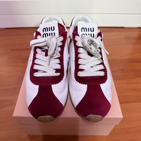 Miu Miu麂皮拚色仿舊德訓鞋38.5