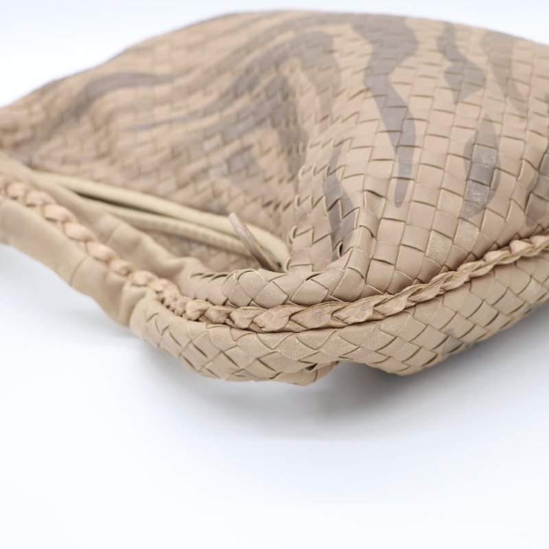 Bottega Veneta 寶緹嘉 拿鐵色 編織 牛皮 單肩包-3