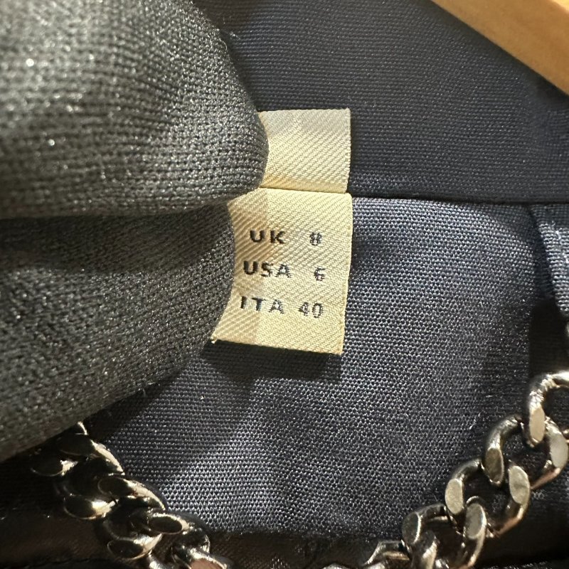 【美收精品】BURBERRY 黑色長版亮面風衣外套 4-122【隔月月中將轉賣至日本 上架期限30天】-4