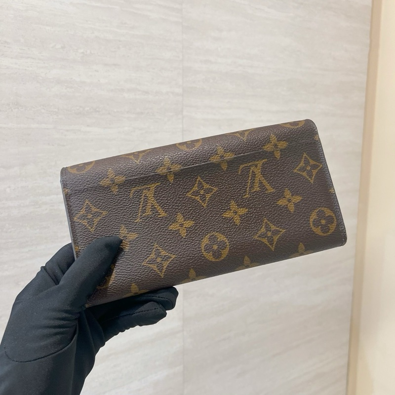 LV 原花內芭蕾粉金釦下蓋16卡信封Sarah長夾M62235-1