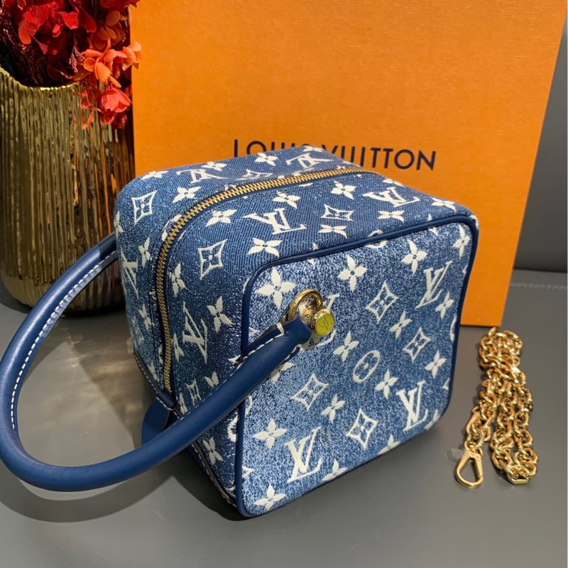 Lv 路易威登 牛仔骰子包芯片款-1