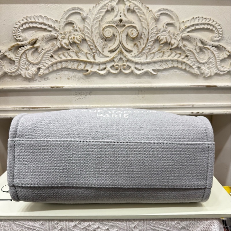 Chanel 浅兰色托特沙滩包(芯片)-6