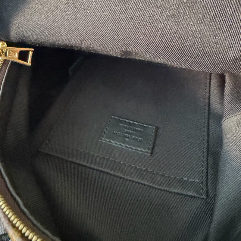 LV 小書包 後背包 老花 新款拉鍊 palm spring mini-23