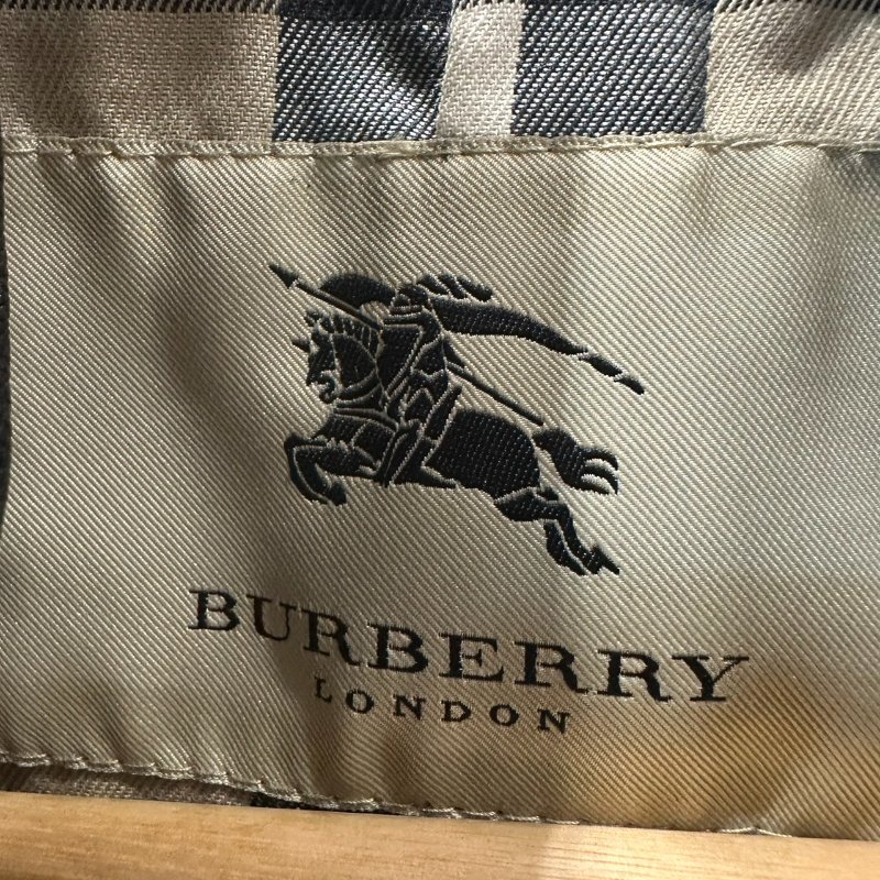 【美收精品】BURBERRY 黑色皮衣 4-150【隔月月中將轉賣至日本 上架期限30天】-4