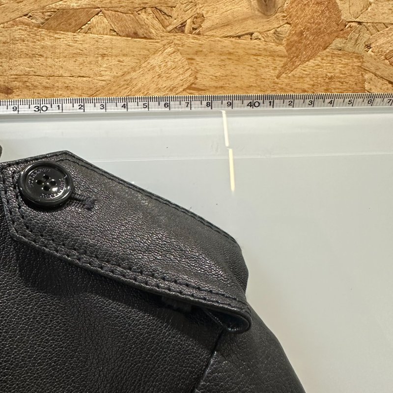 【美收精品】BURBERRY 黑色皮衣 4-150【隔月月中將轉賣至日本 上架期限30天】-10