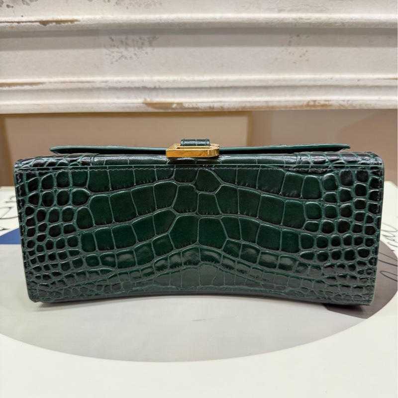巴黎世家 深绿色闪亮鳄鱼纹压纹牛皮革小号沙漏包-6