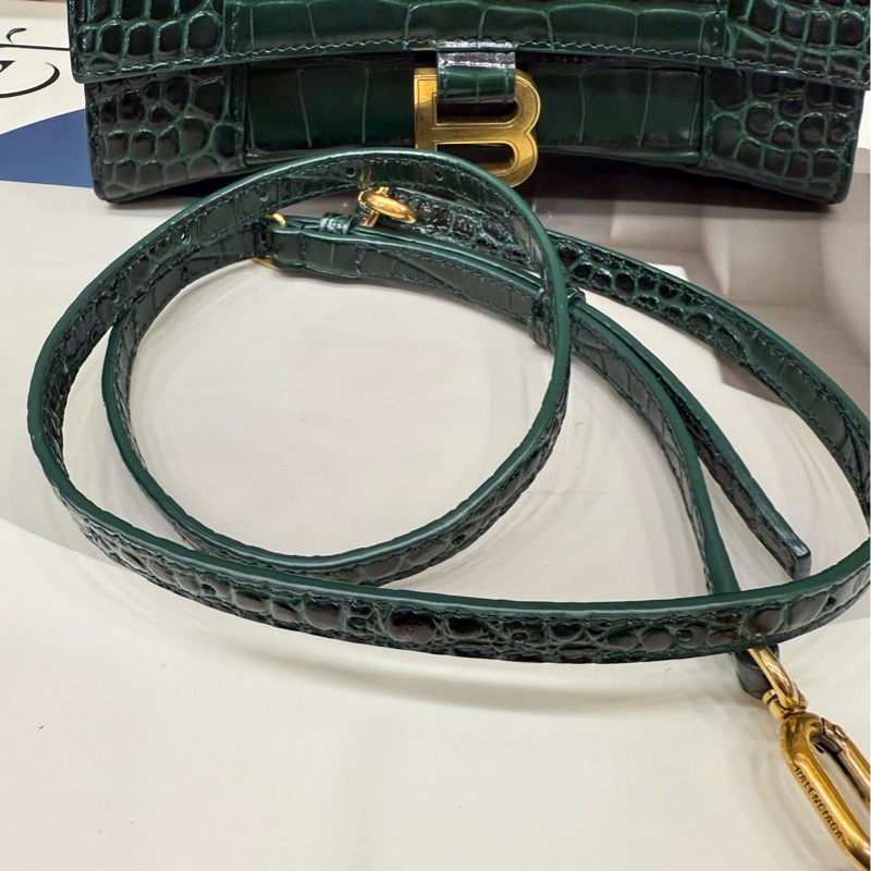 巴黎世家 深绿色闪亮鳄鱼纹压纹牛皮革小号沙漏包-12