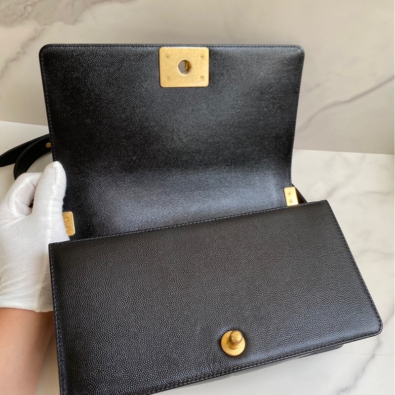 Chanel boy25 荔枝皮金釦 晶片款💕-22