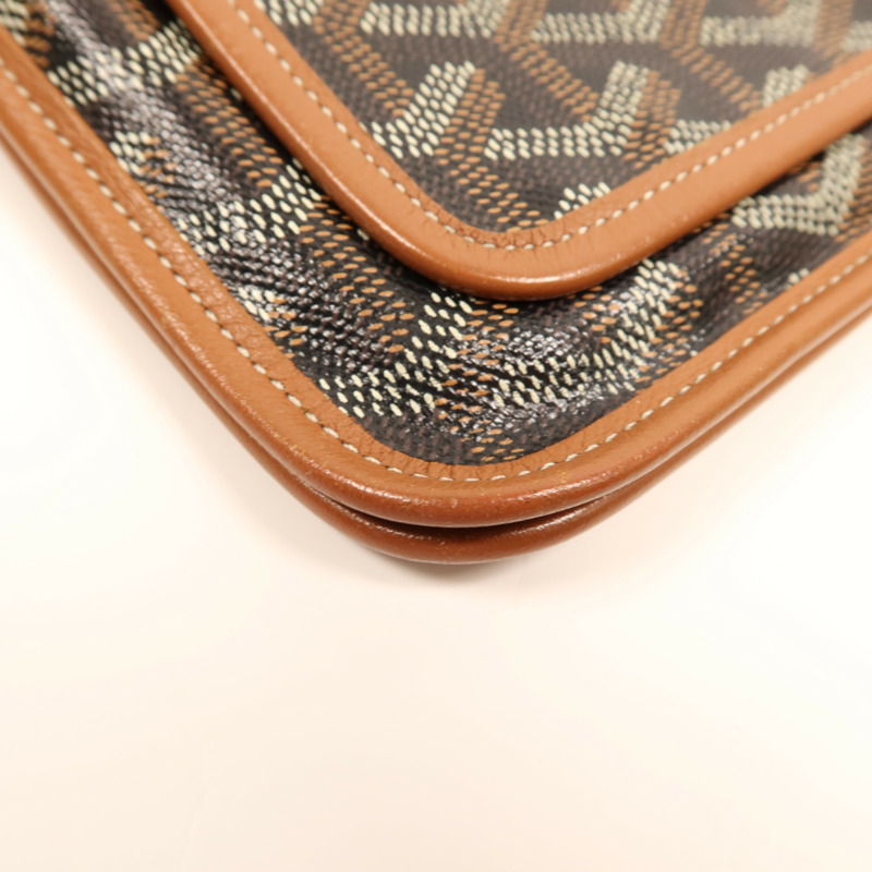 GOYARD 塗層帆布Plumet銀扣肩背袋-6