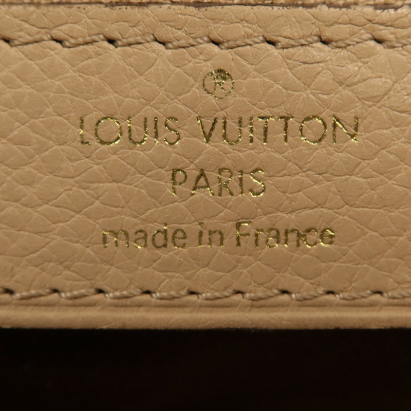 LOUIS VUITTON Mahina Seal PM金扣手挽袋-12