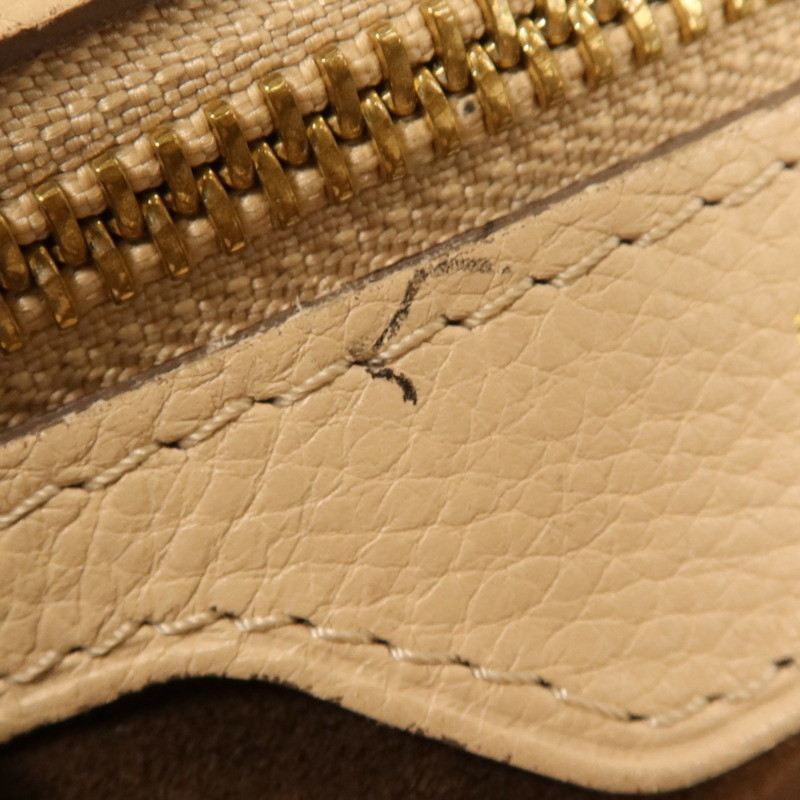 LOUIS VUITTON Mahina Seal PM金扣手挽袋-13