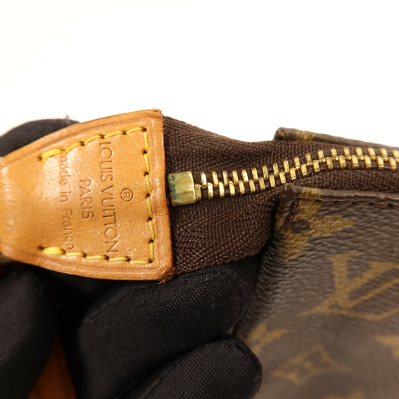 LOUIS VUITTON Monogram Pochette Accessoires金扣手挽袋棕色-16