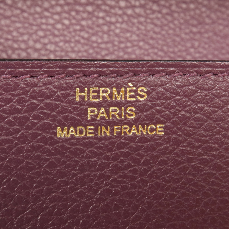 HERMES Evercolour皮革Roulis Slim金扣手拿包Cassis-9