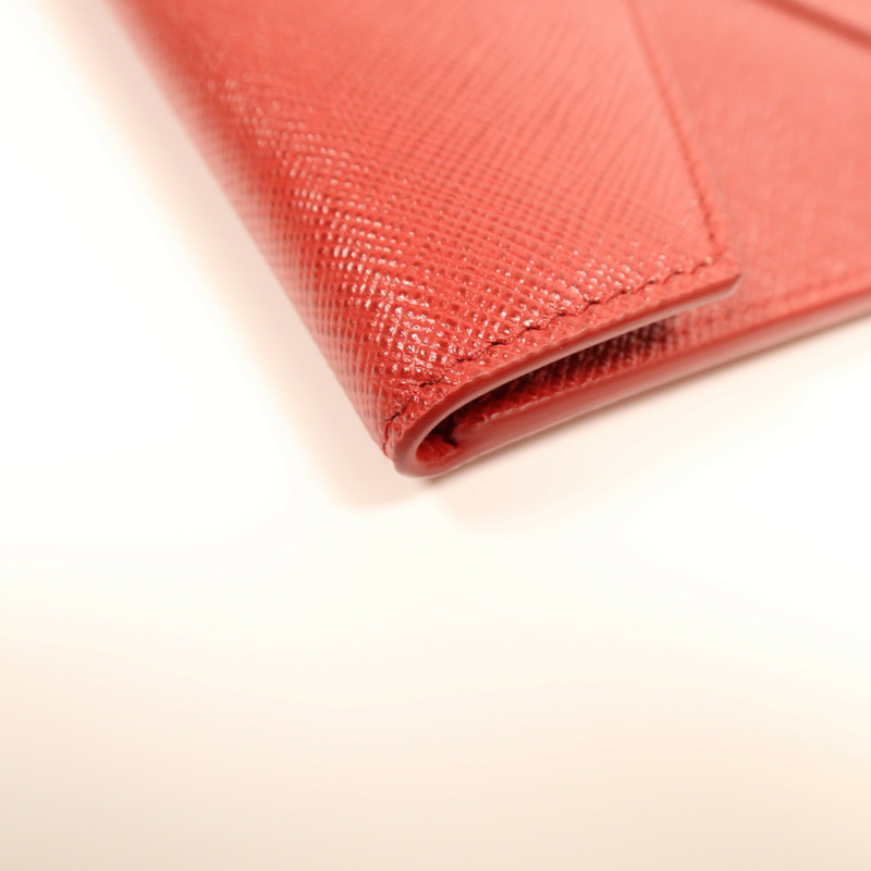 PRADA 牛皮皮革Envelope Clutch Bag金扣手拿包-9