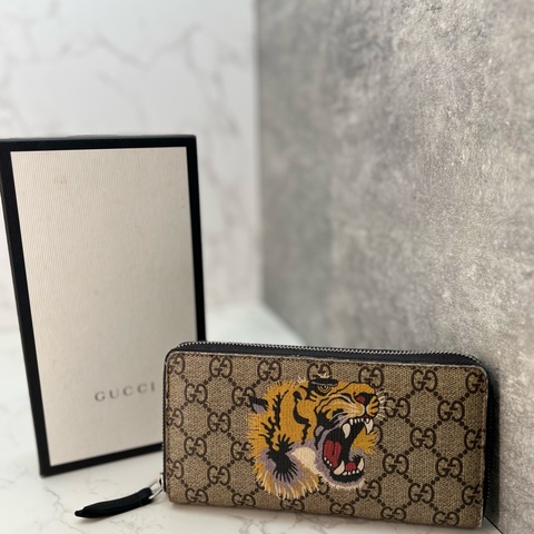 💗香緹國際精品💗 Gucci 虎頭拉鏈長夾