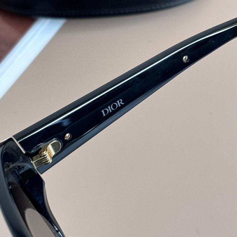 ::Dior:: Dior Glow S2F / 10A1 黑金墨鏡 太陽眼鏡-8