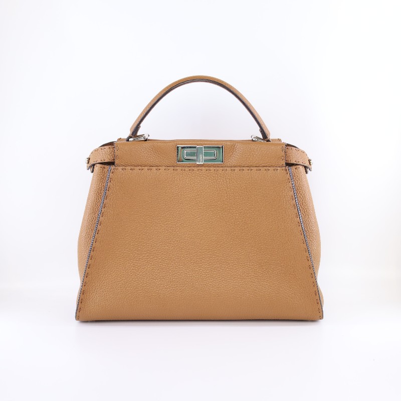 FENDI Peekaboo焦糖色銀扣中外縫線手提包 肩背包-1
