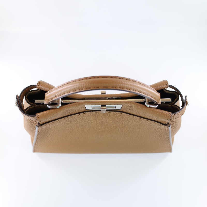 FENDI Peekaboo焦糖色銀扣中外縫線手提包 肩背包-8