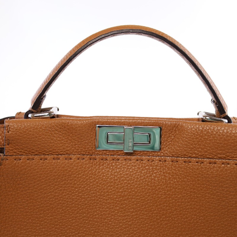 FENDI Peekaboo焦糖色銀扣中外縫線手提包 肩背包-9