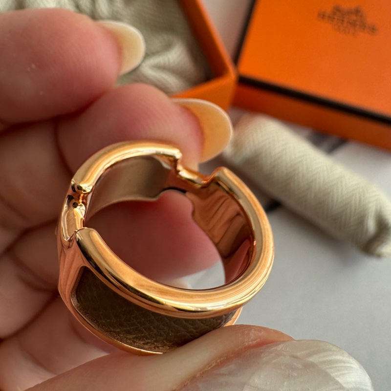 Hermes大象灰皮革玫瑰金雙H戒指💍-8