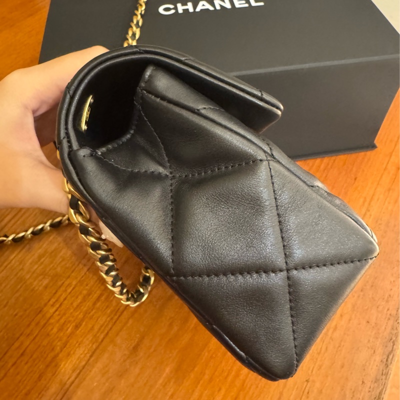 chanel黑菱格金雙C圓圈提把斜背包-3