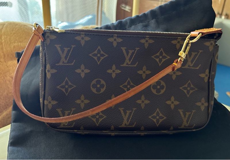 國際精品LV依舊熱賣款的麻將包(大款)-3