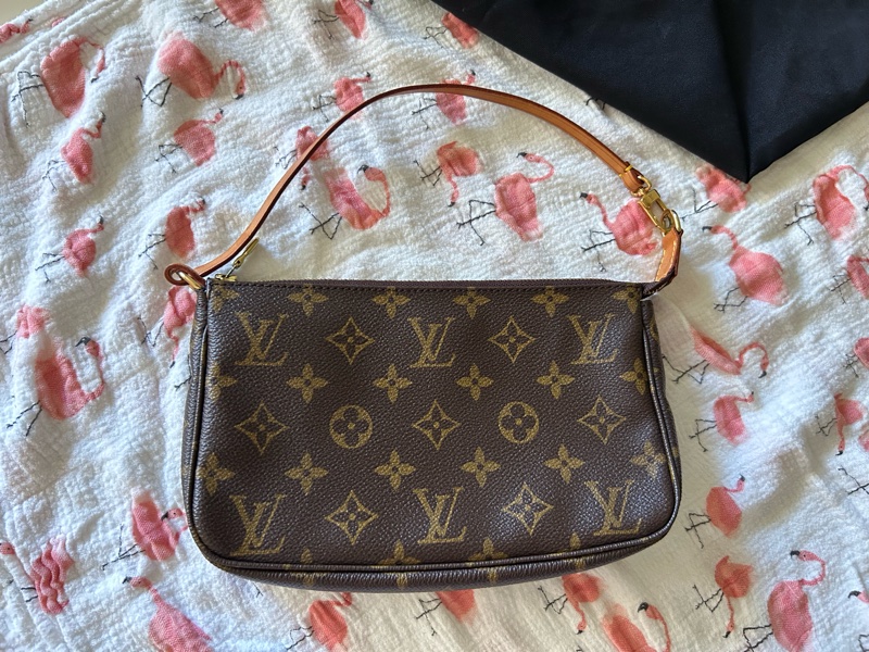 國際精品LV依舊熱賣款的麻將包（大款）降價-5