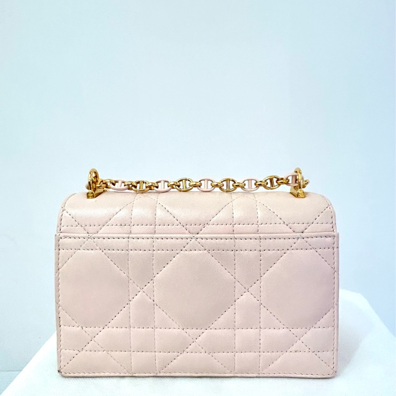 Dior粉色金釦Miss Caro Mini-4
