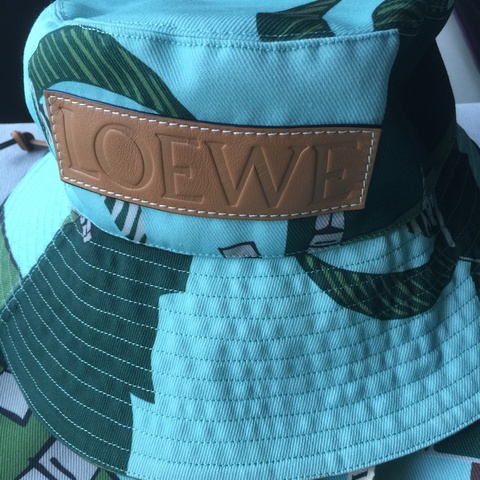 Loewe漁夫帽