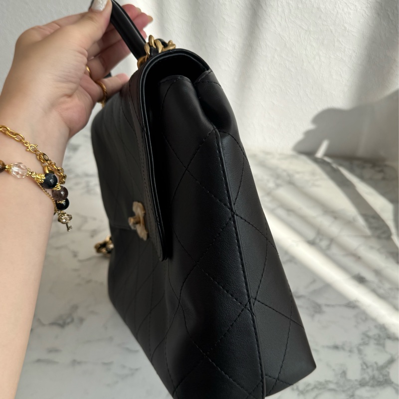 chanel黑大菱格金雙C手提肩背公事包💼-5