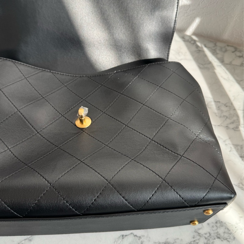 chanel黑大菱格金雙C手提肩背公事包💼-24
