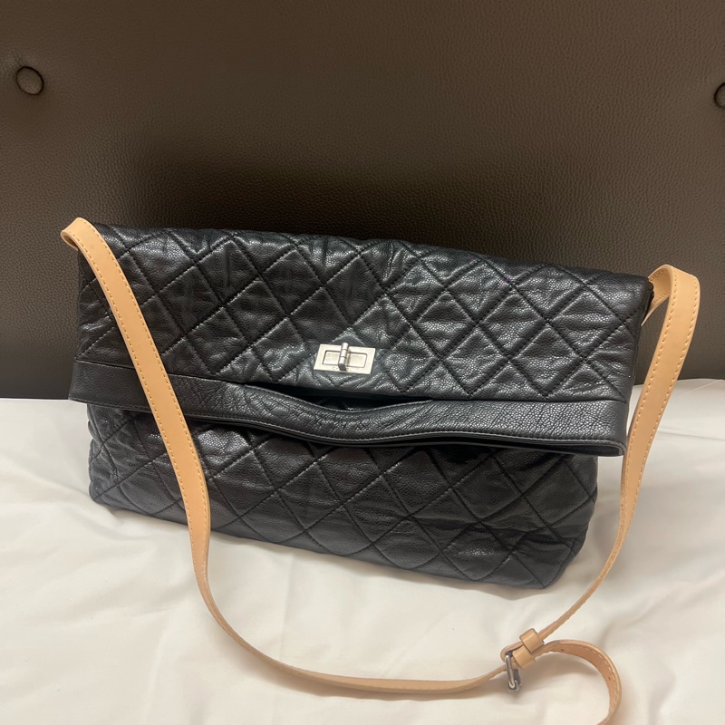 黑色絎縫魚子醬皮革 Reissue 2.55 手提斜背單肩包 #割愛價58800配銀色做舊金屬配件 時髦到不行-10